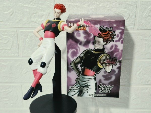 Producto - Figura Hisoka Morow Hunter x hunter - 22 cm en caja