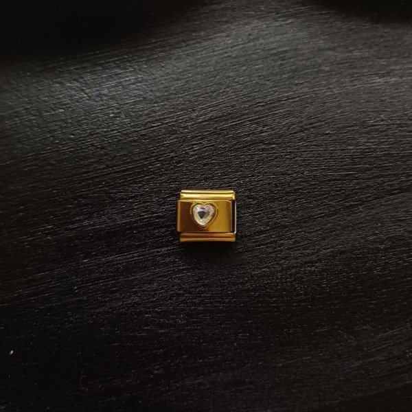 Producto - Charm corazón strass