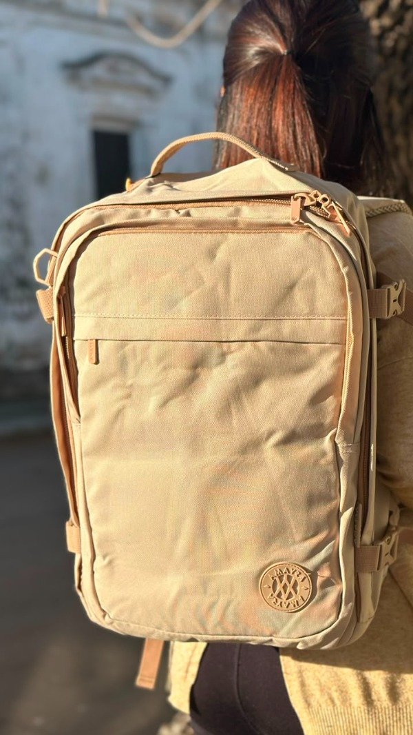 Producto - Mochila de Viaje Reforzada Amayra - 1