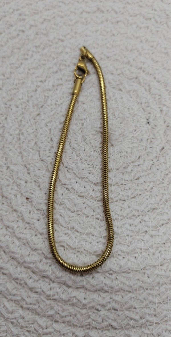 Producto - Pulsera tipo  serpiente dorada