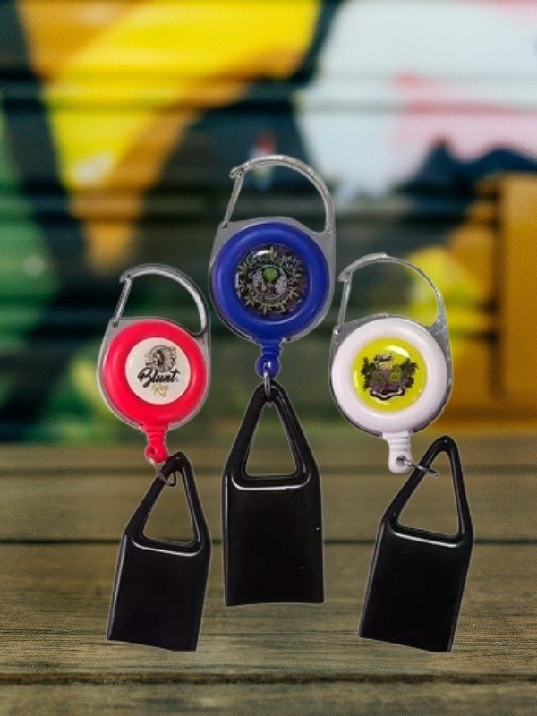 Producto - Llavero Porta Encendedor Blunt Rey