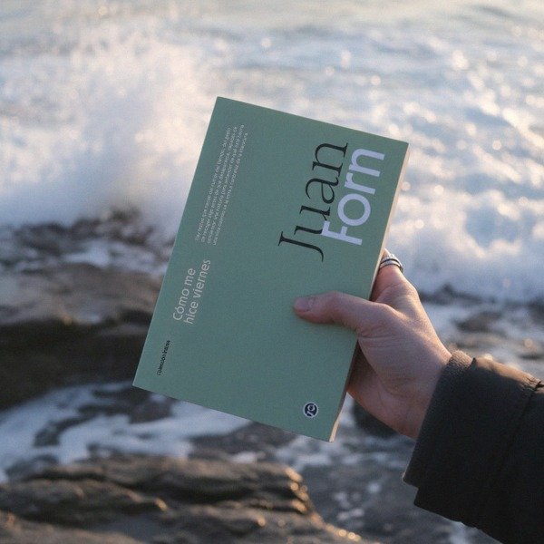 Producto - Cómo me hice viernes - Juan Forn