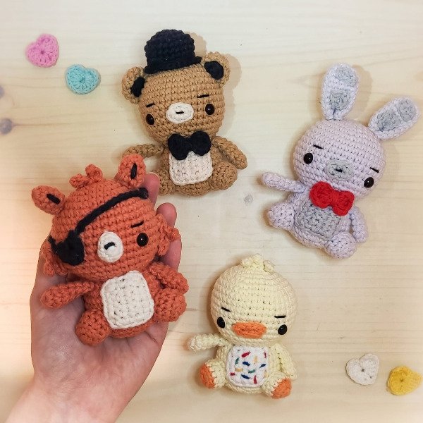 Producto - Five Nights at Freddy's- Muñeco Tejido- Amigurumi- Peluche