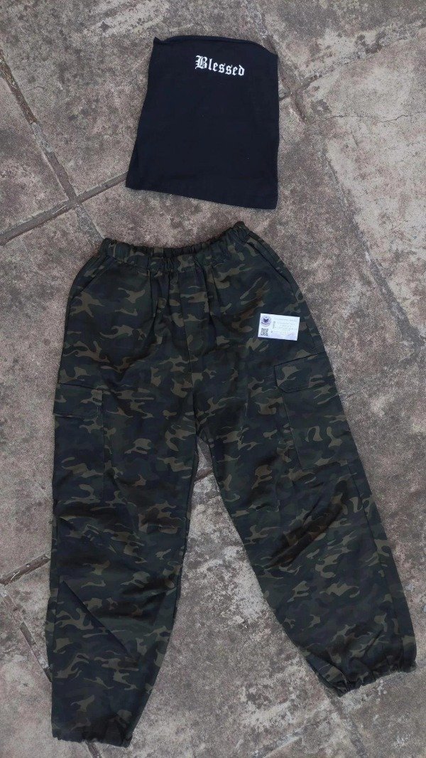 Producto - Jogger gabardina camuflado