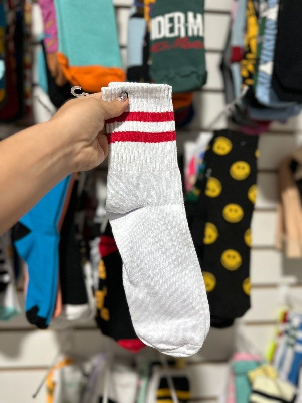 Producto - Tennis blanca rayas rojas OS