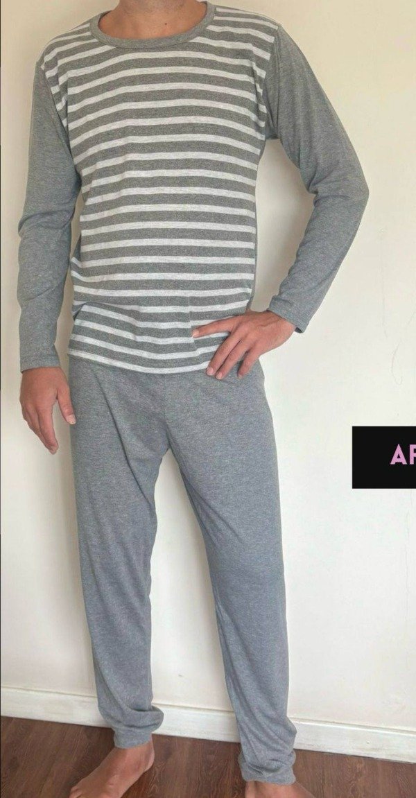 Producto - Pijama Hombre rayado