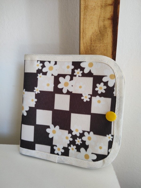 Producto - Estuche multiuso - cuadrille margarita