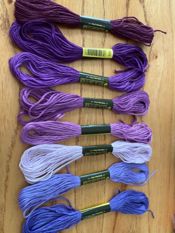 Producto - Kit de Hilos tonos violetas
