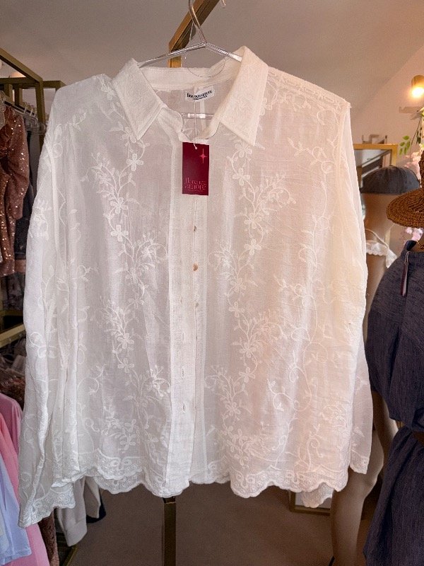 Producto - Camisa bordada