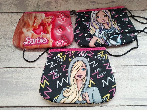Producto - CARTERITAS BARBIE