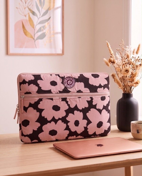Producto - Case Notebook Flower Choco