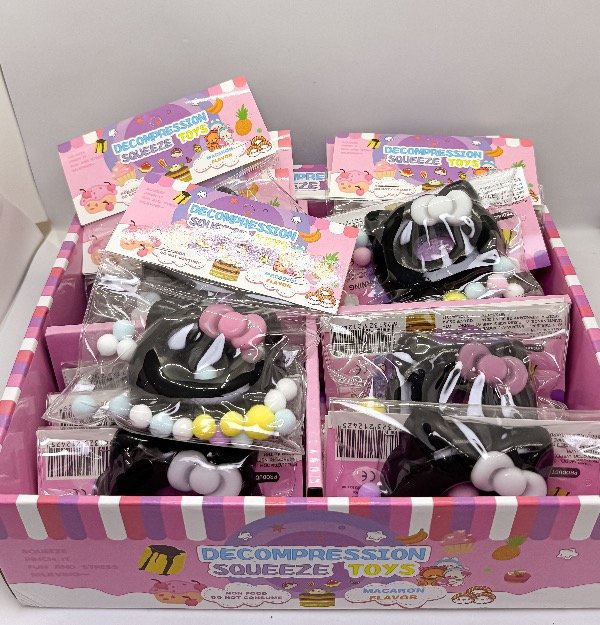 Producto - Squishy figura Kitty caja x16u
