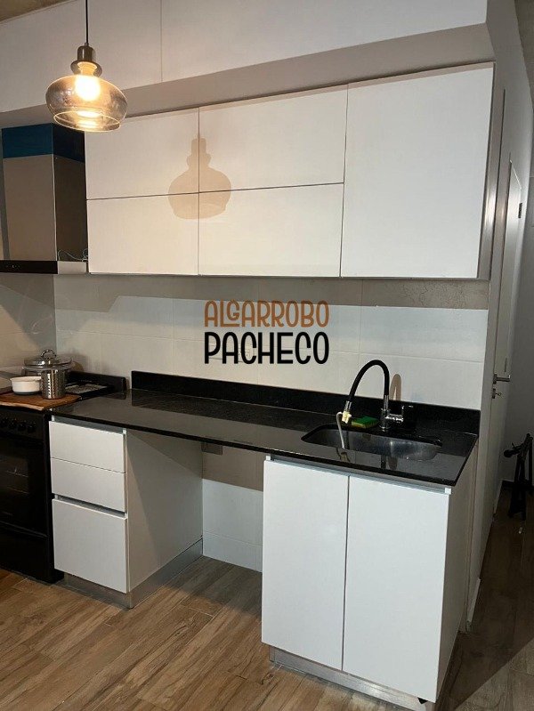 Producto - Amoblamiento de cocina blanco