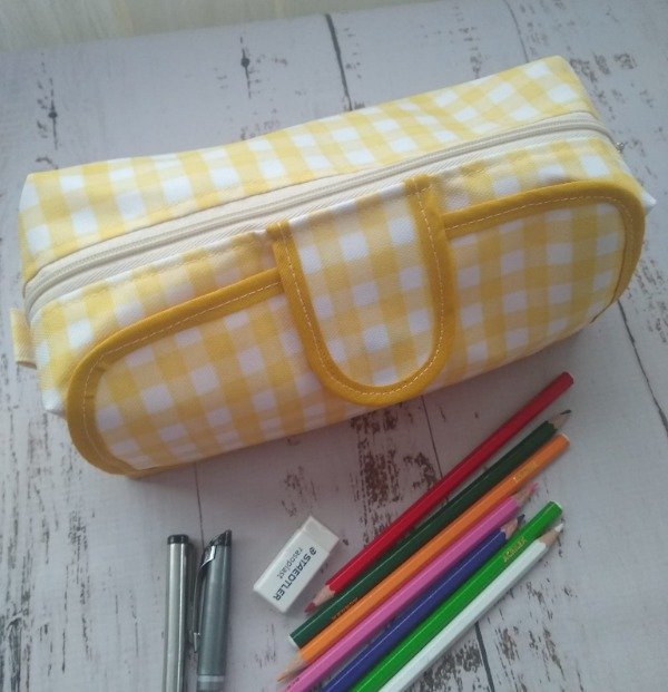 Producto - Cartucheras  Box con bolsillo delantero