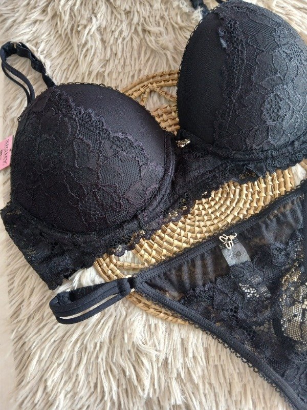 Producto - Conjunto armado encaje negro T.100