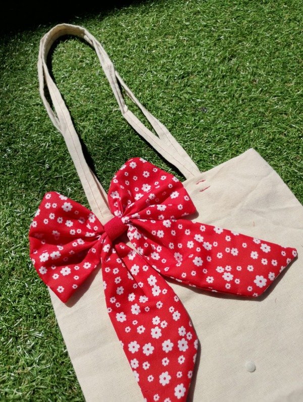 Producto - Tote Bag Natural con Moño Flower