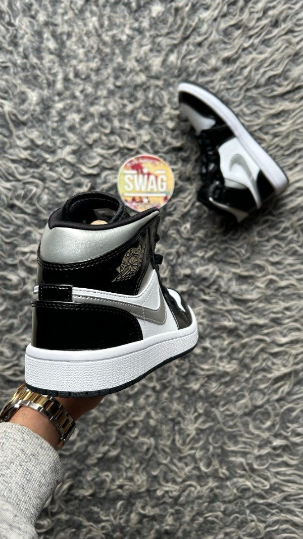 Producto - JORDAN RETRO 1 SILVER PATENT - 2