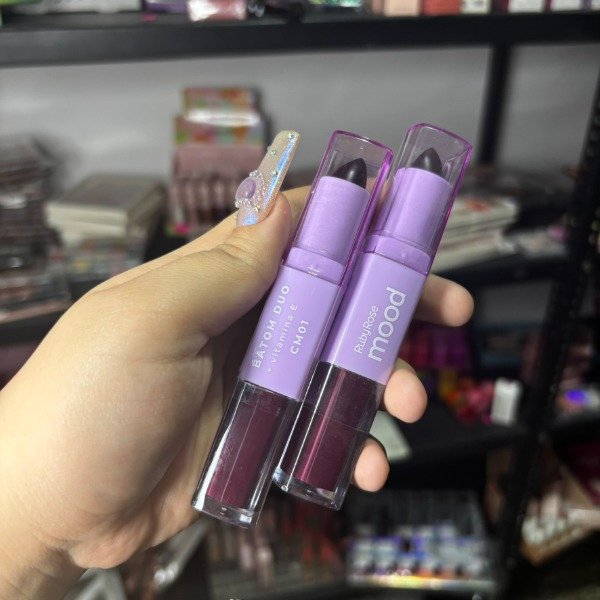 Producto - Labial 2 en 1 Liquido  + Barra Ruby Rose