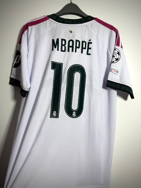Producto - Real Madrid Titular Mbappé 2026 G5 - 0