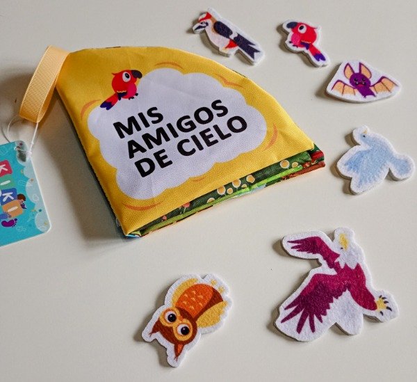 Producto - Libro de tela con abrojo para animalitos del cielo - 0