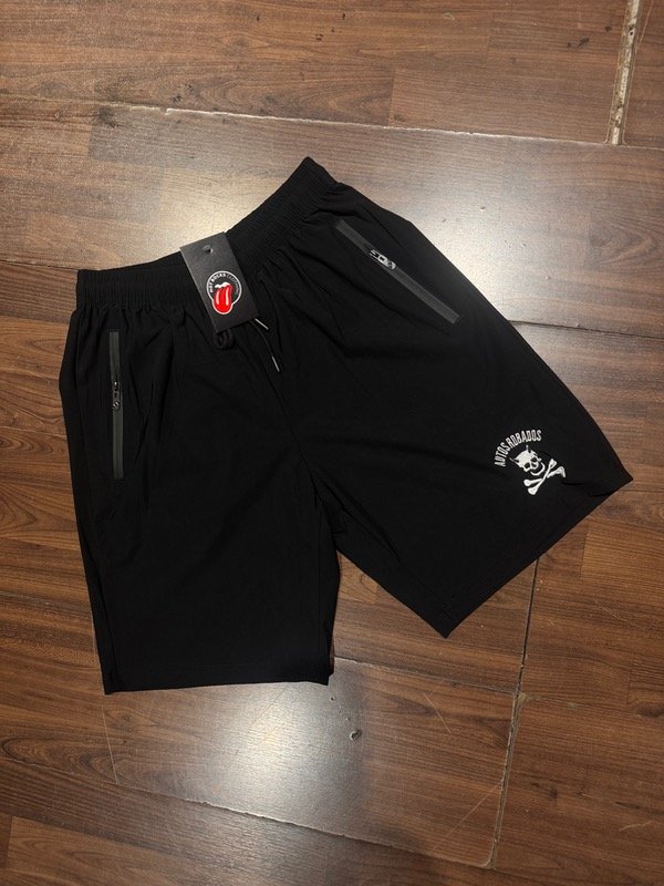 Producto - Shorts deportivo autos robados