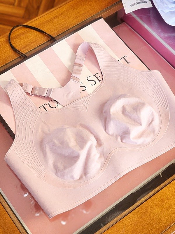 Producto - Top deportivo VICTORIAS SECRET rosa