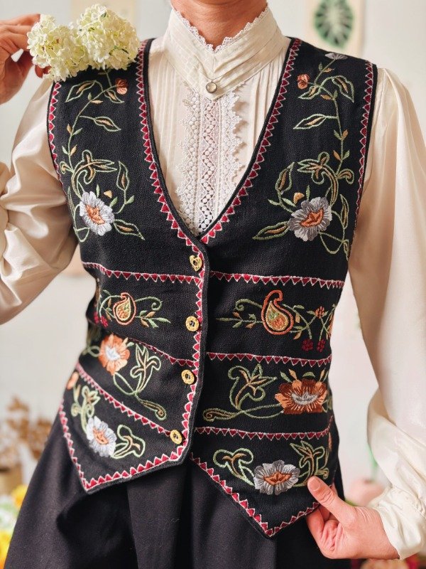 Producto - Chaleco Vashty