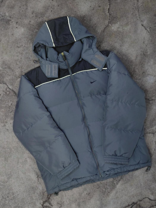 Producto - Puffer Nike de pluma