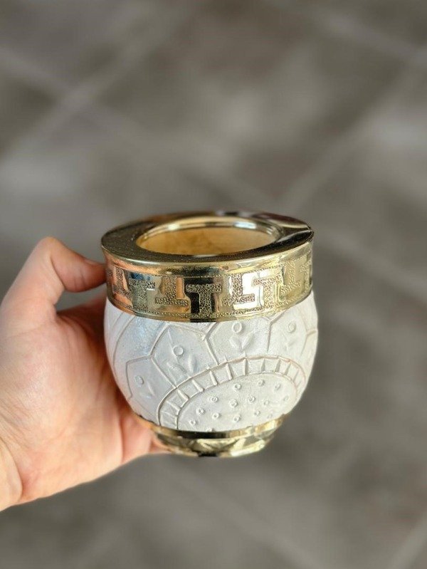 Producto - Imperial "Roma" virola alpaca - base redonda alpaca - cuero repujado BLANCO