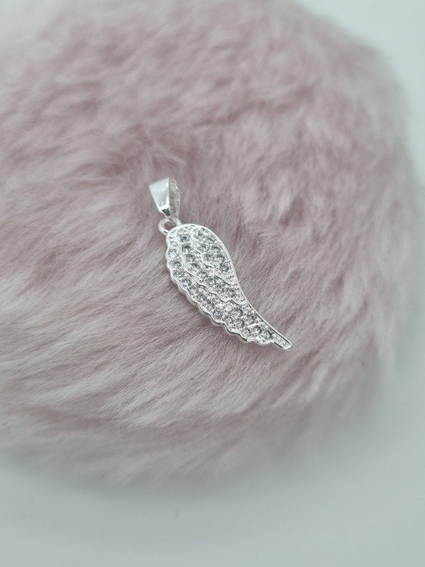 Producto - Dije acero blanco ala strass