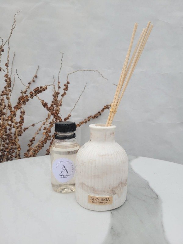 Producto - Difusor botella rayada con esencia