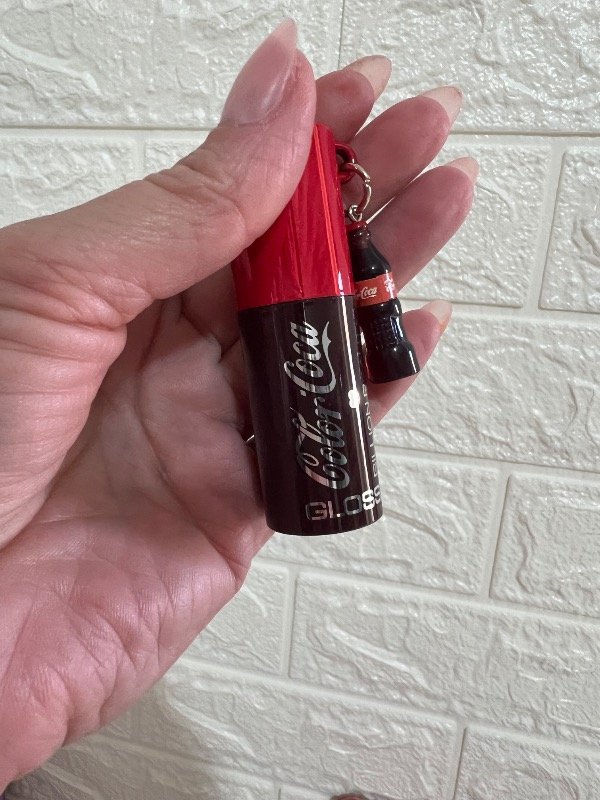 Producto - Brillo Labial Color Coca Gloss - Billion Beauty (Display / Unidades) - 1