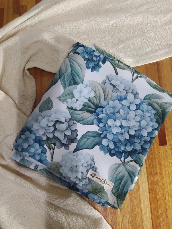 Producto - Mantel Impermeable "Hortensias" - 2.20x1.40 y 1.40x1.40 - 1