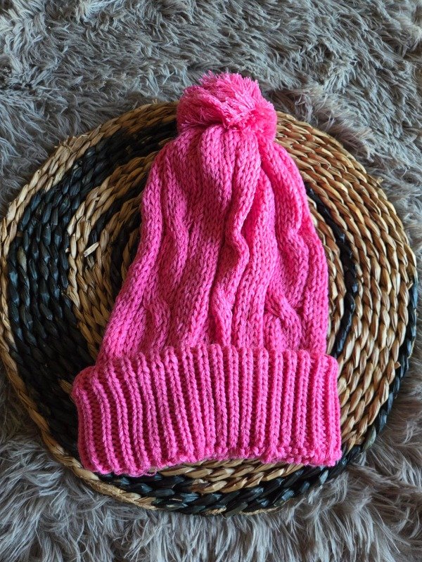 Producto - Gorro Pompón Rosa Fuerte