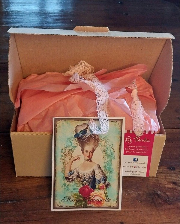 Producto - Caja de Jabón  x 5 unidades diseño Maria Antonieta