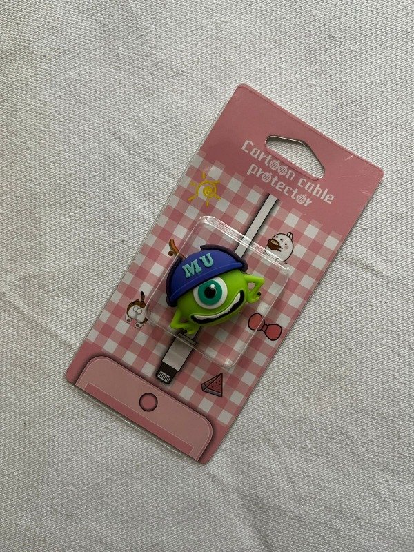 Producto - protector de cable (Mike wazowski)
