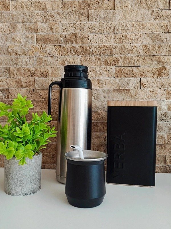 Producto - Latas nórdicas de yerba y azúcar grandes
