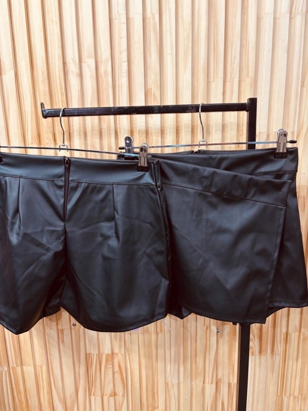 Producto - SHORT POLLERA IRREGULAR