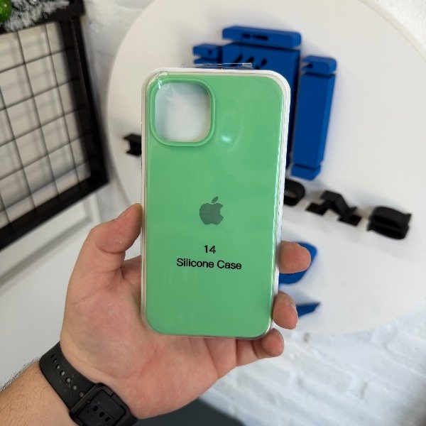 Producto - Silicone Case Verde Lima - iPhone 13 iPhone 14