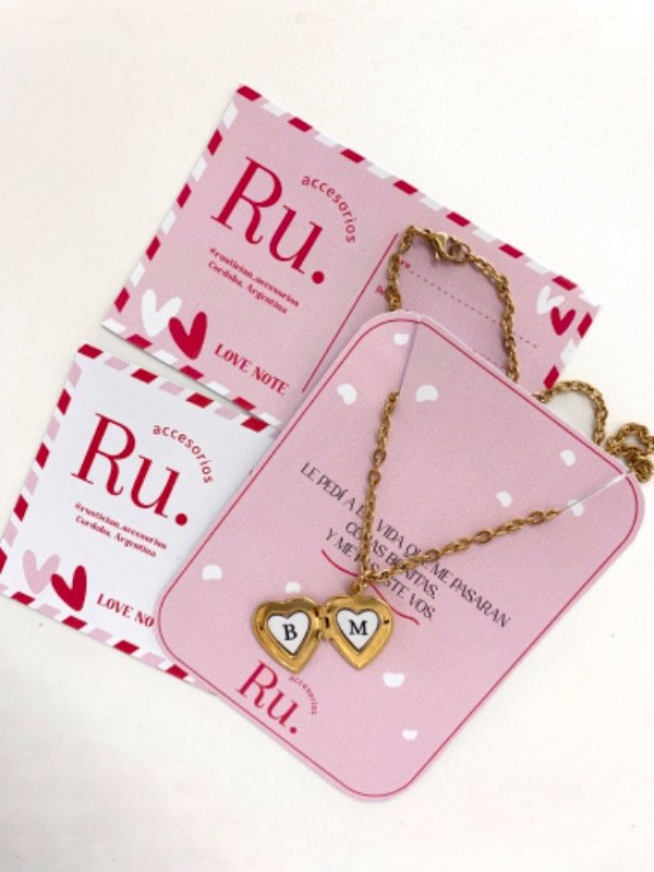 Producto - Collar relicario (iniciales)