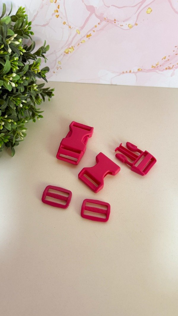 Producto - Pack broche mas regulador fucsia P-25