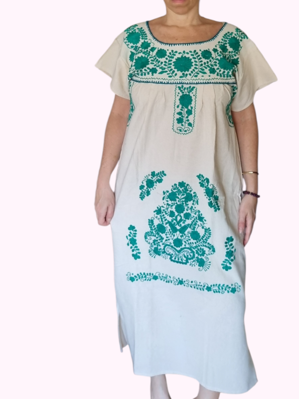 Producto - Vestido Puebla Natural con bordado verde M