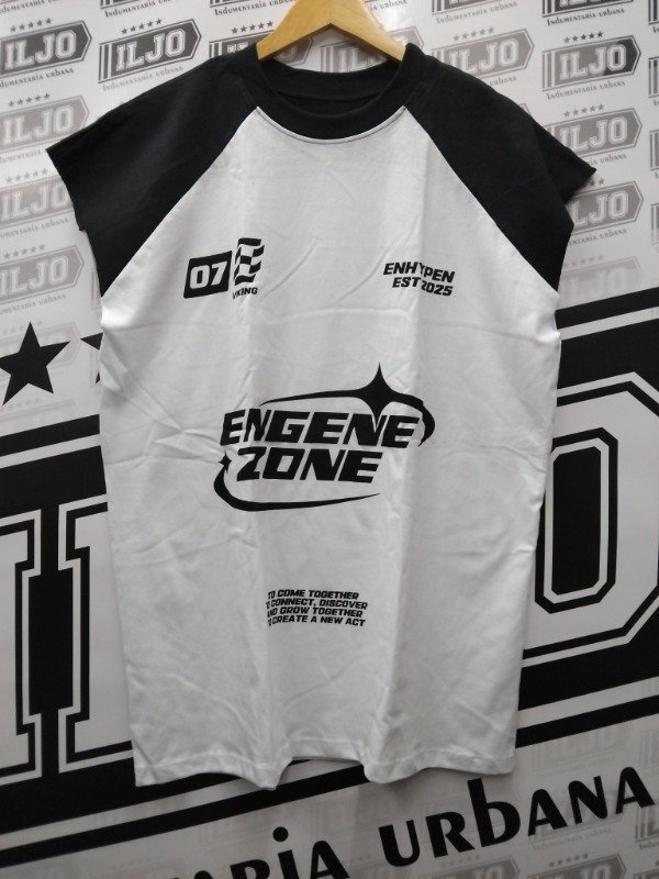 Producto - MUSCULOSA OVER ZONE BCO