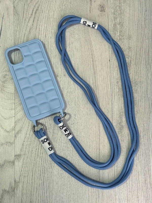 Producto - FUNDA TPU PUFFER CON CORREA IPHONE 11 - 1