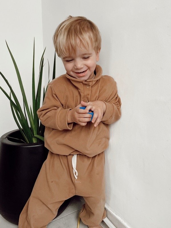 Producto - Conjunto buzo darlon marron