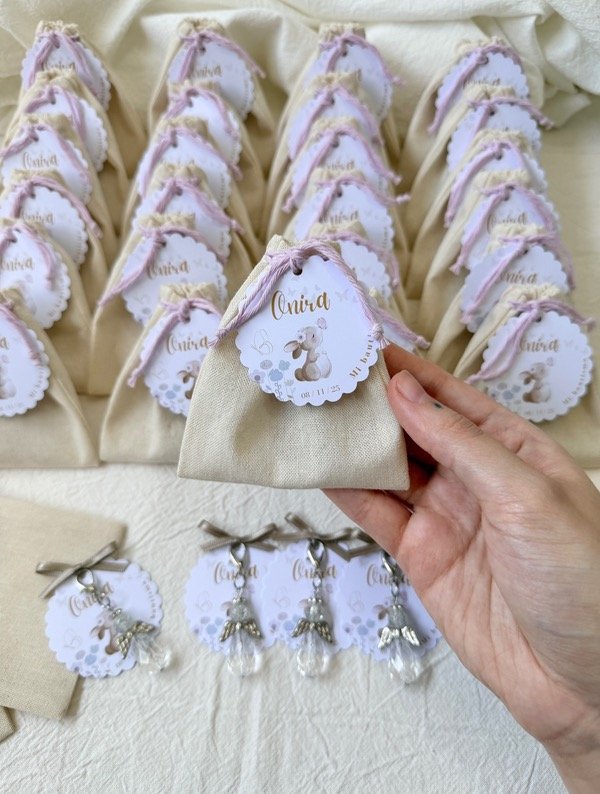 Producto - Souvenir llavero #4 + bolsita de lienzo - hilo color lila