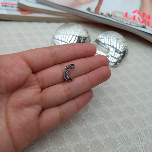Producto - Dije luna calada con strass