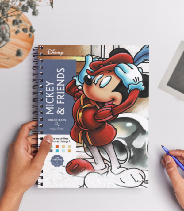 Producto - Libro Colorea Y Descubre El Misterio Mickey y sus Amigos DISNEY