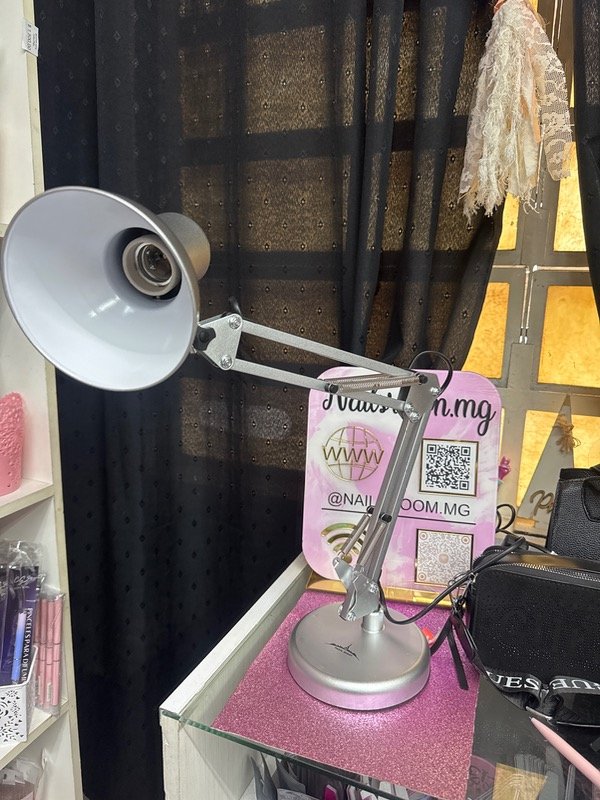 Producto - Lampara pixar con base y morza plateada Paris night