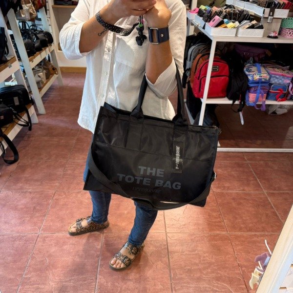 Producto - TOTE BAG XL NENA JUANA . Lo necesitas!